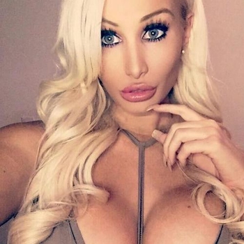 blondeelly