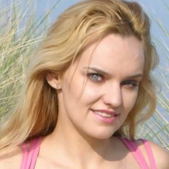 Rosalie_x