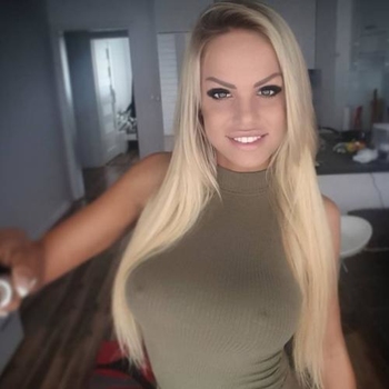 sxyblondylily