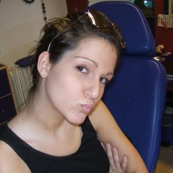 estherKiss