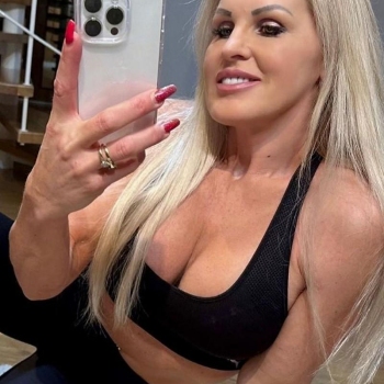 bootieYasmin