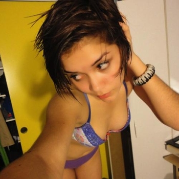 KinkyGina