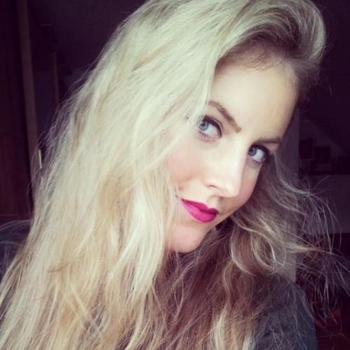 Robena85