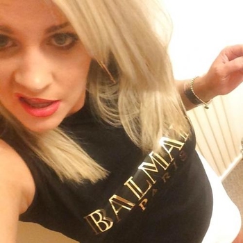 GoldenBabe80