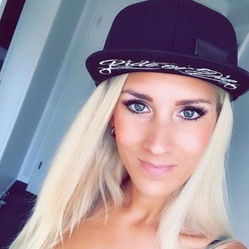 Abby007
